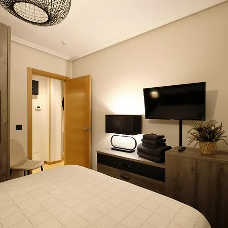 El Balconcillo - Elegante En El Centro - Grupo Querbes Apartman