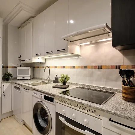 Apartman El Balconcillo - Elegante En El Centro - Grupo Querbes