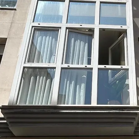 El Balconcillo, Elegante En El Centro Gijon